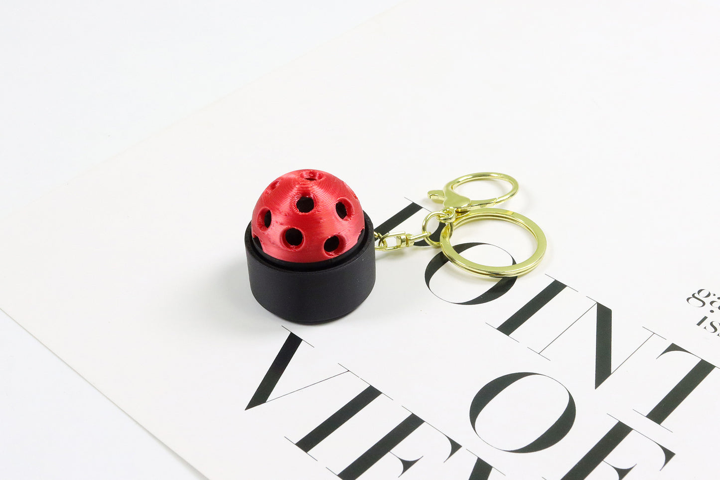 3D Printed Basketball & Football Clicker Keychains — Stress Relief Fidget Toy